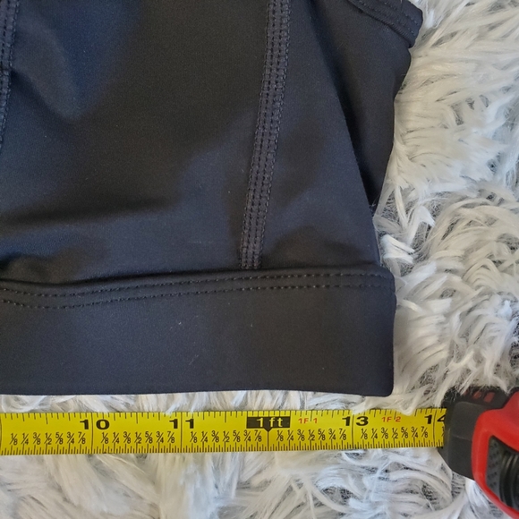 Fabletics Sports Bra Size Medium Black - Picture 5 of 6